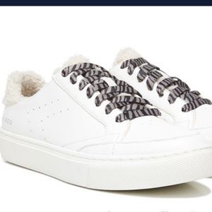 Dr Scholl's Women's All In Cozy Sneaker size 9M